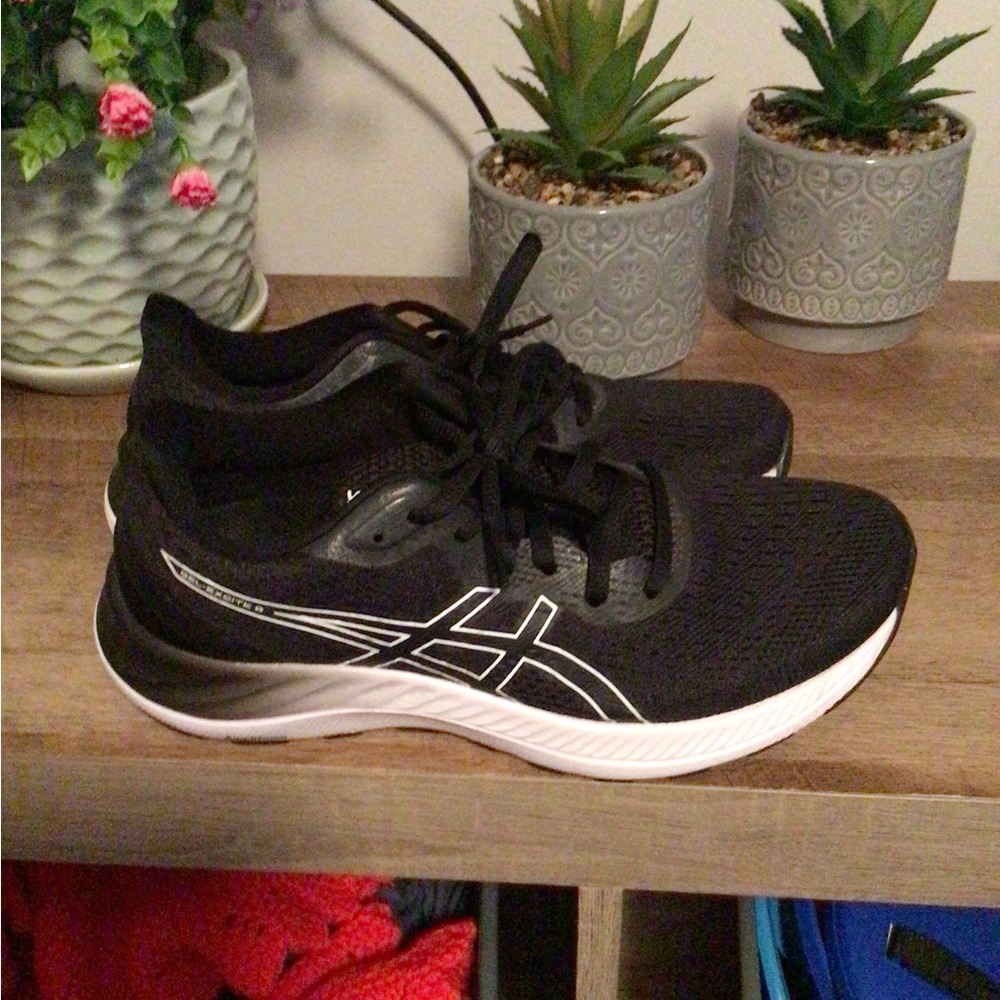Everyday concert asic